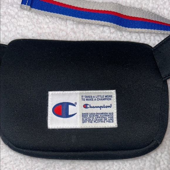 Champion Black Belt Bag with Sporty Striped Strap - Picture 4 of 6